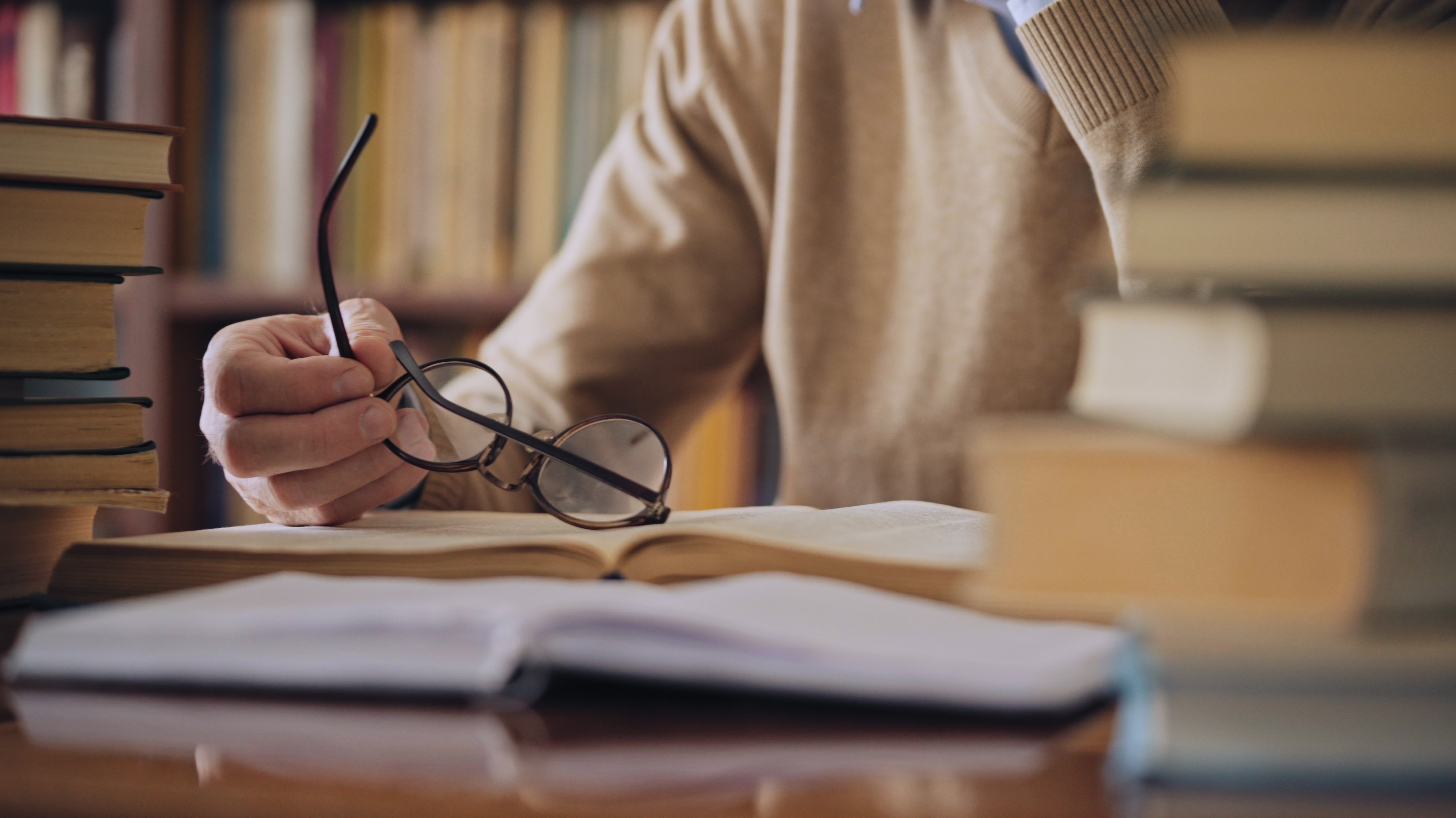 Shutterstock 2259922645